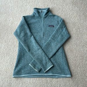 Patagonia size small women’s quarter zip